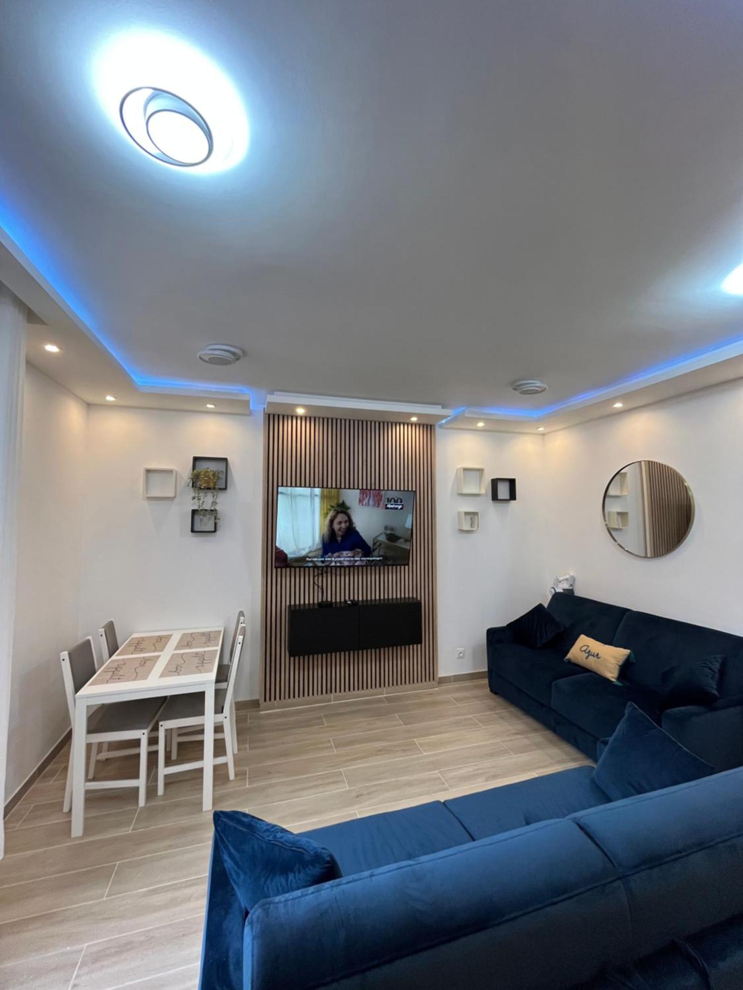 La Cour Secrete Apartment Довил Екстериор снимка