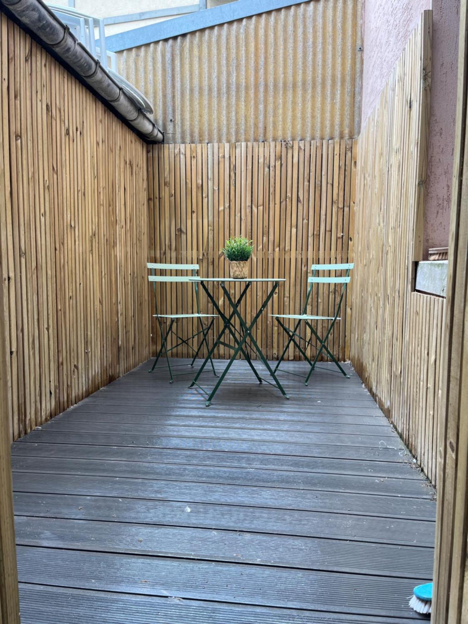 La Cour Secrete Apartment Довил Екстериор снимка